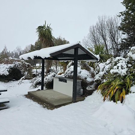 Galaxy 3Br Modern Home With Fireplace Outdoor Spa เลคเทคาโป ภายนอก รูปภาพ